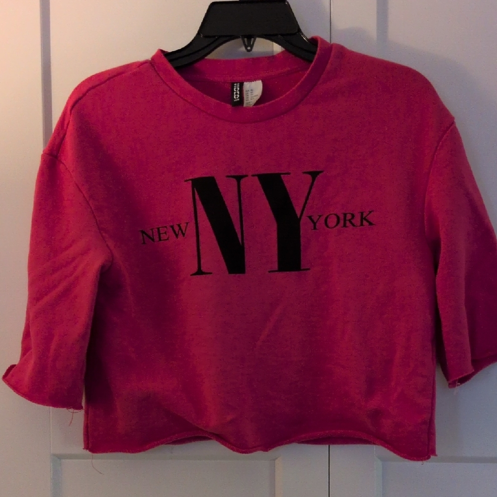 Divided NY Graphic Oversized Crop Top